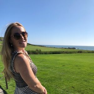 Meet your Posher, Natalie